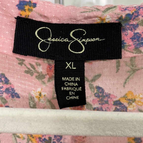Jessica Simpson Floral Print Surplice top - Picture 6 of 8